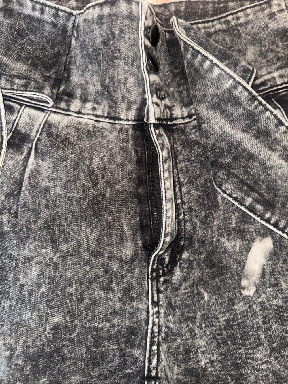 London Fog High Waist Acid Wash Paperbag Tie Waist Straight Leg Jeans XL - Picture 9 of 13